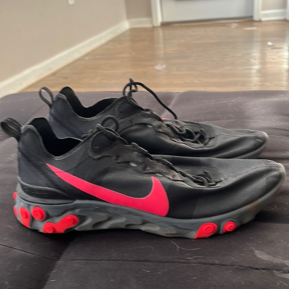 Nike React